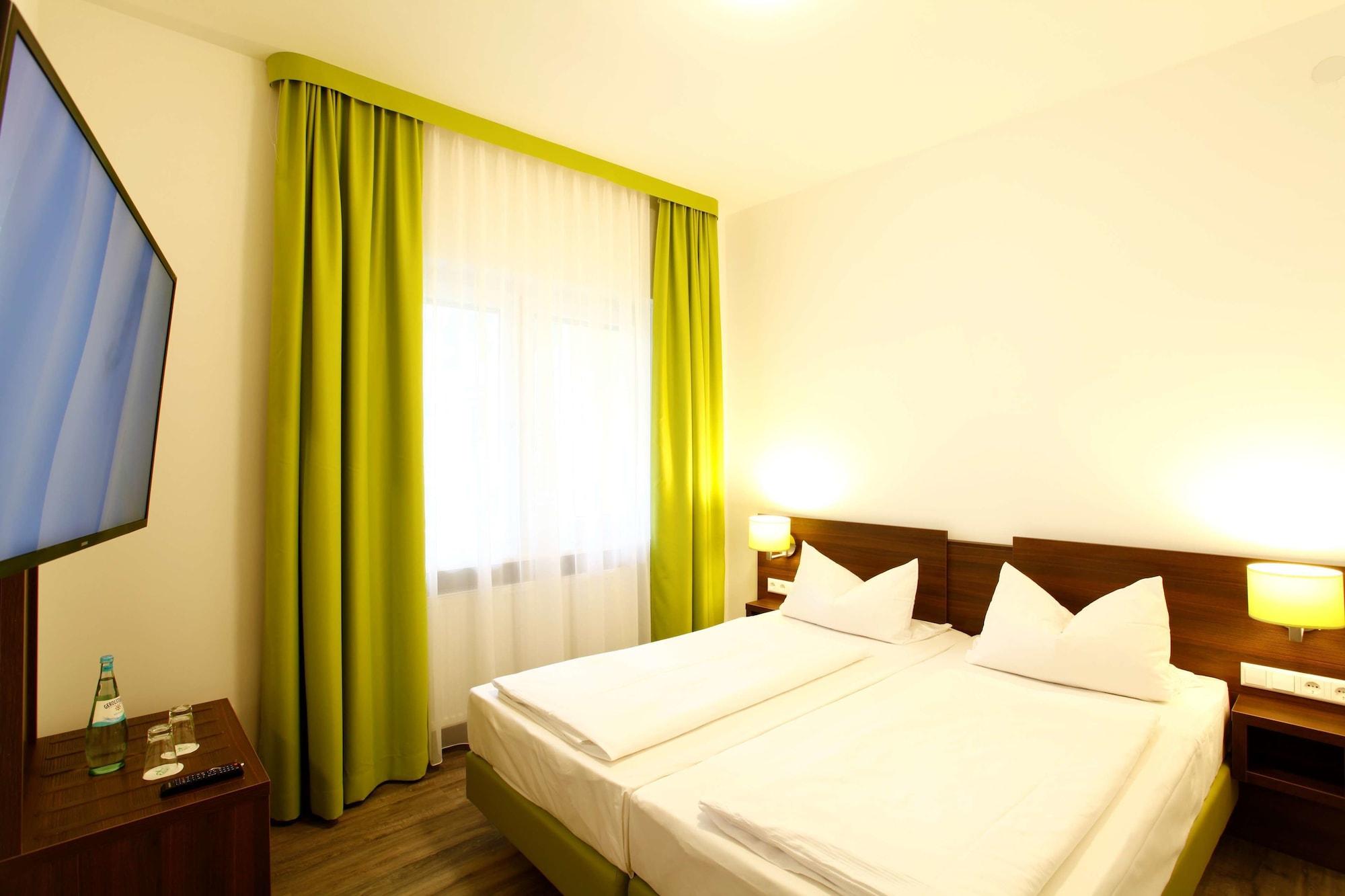 Arthotel Ana Eden คาร์ลสรูเฮอ ภายนอก รูปภาพ