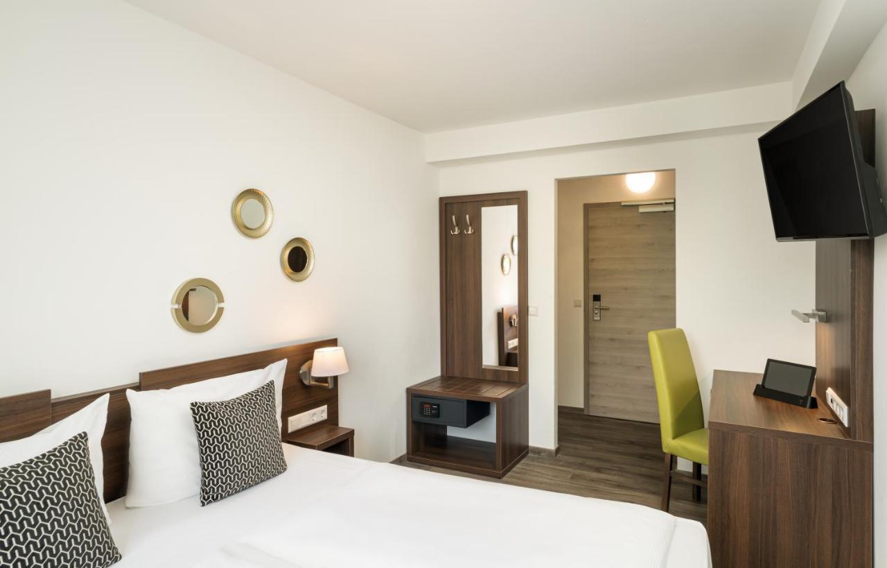 Arthotel Ana Eden คาร์ลสรูเฮอ ภายนอก รูปภาพ