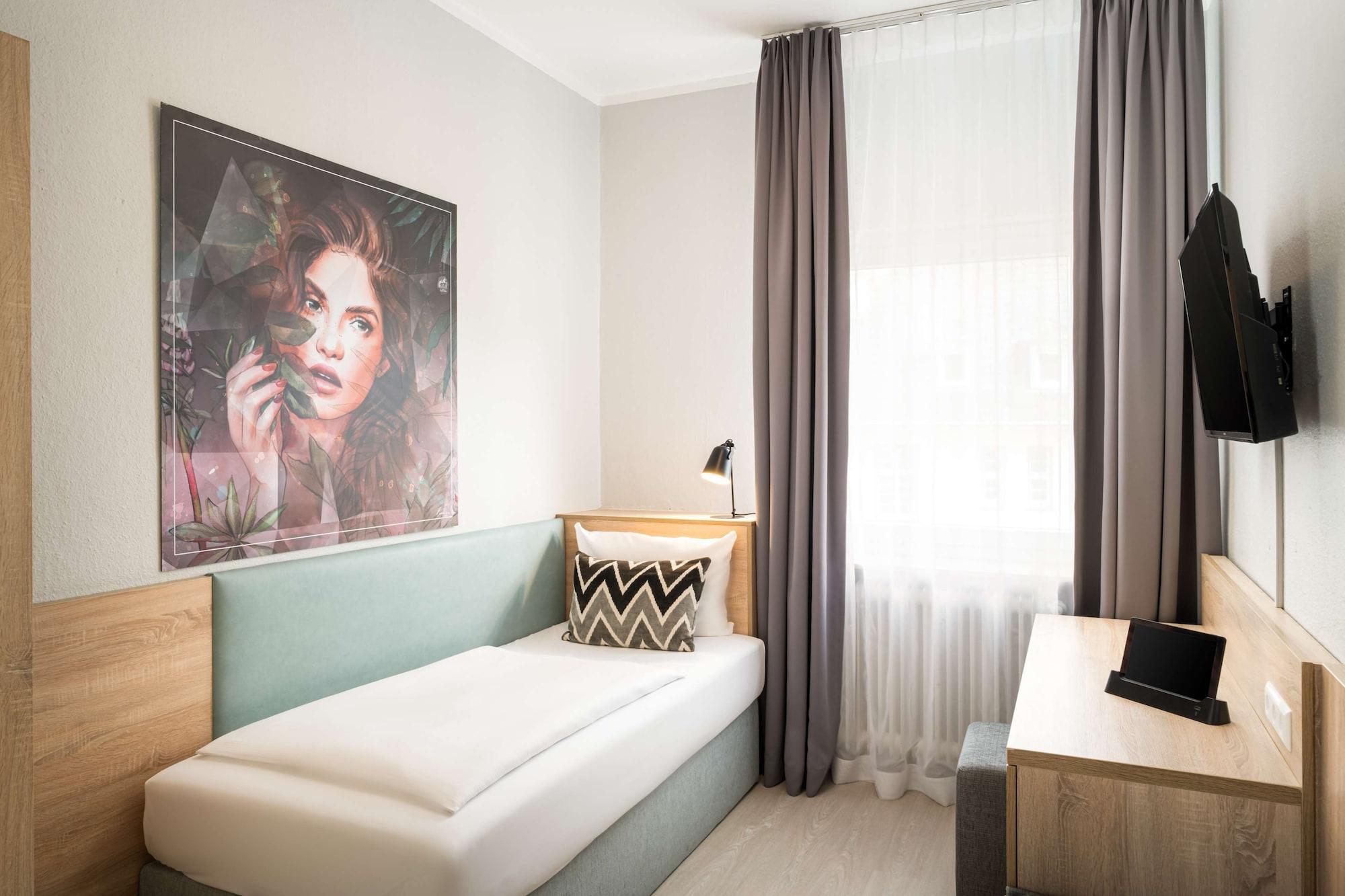 Arthotel Ana Eden คาร์ลสรูเฮอ ภายนอก รูปภาพ