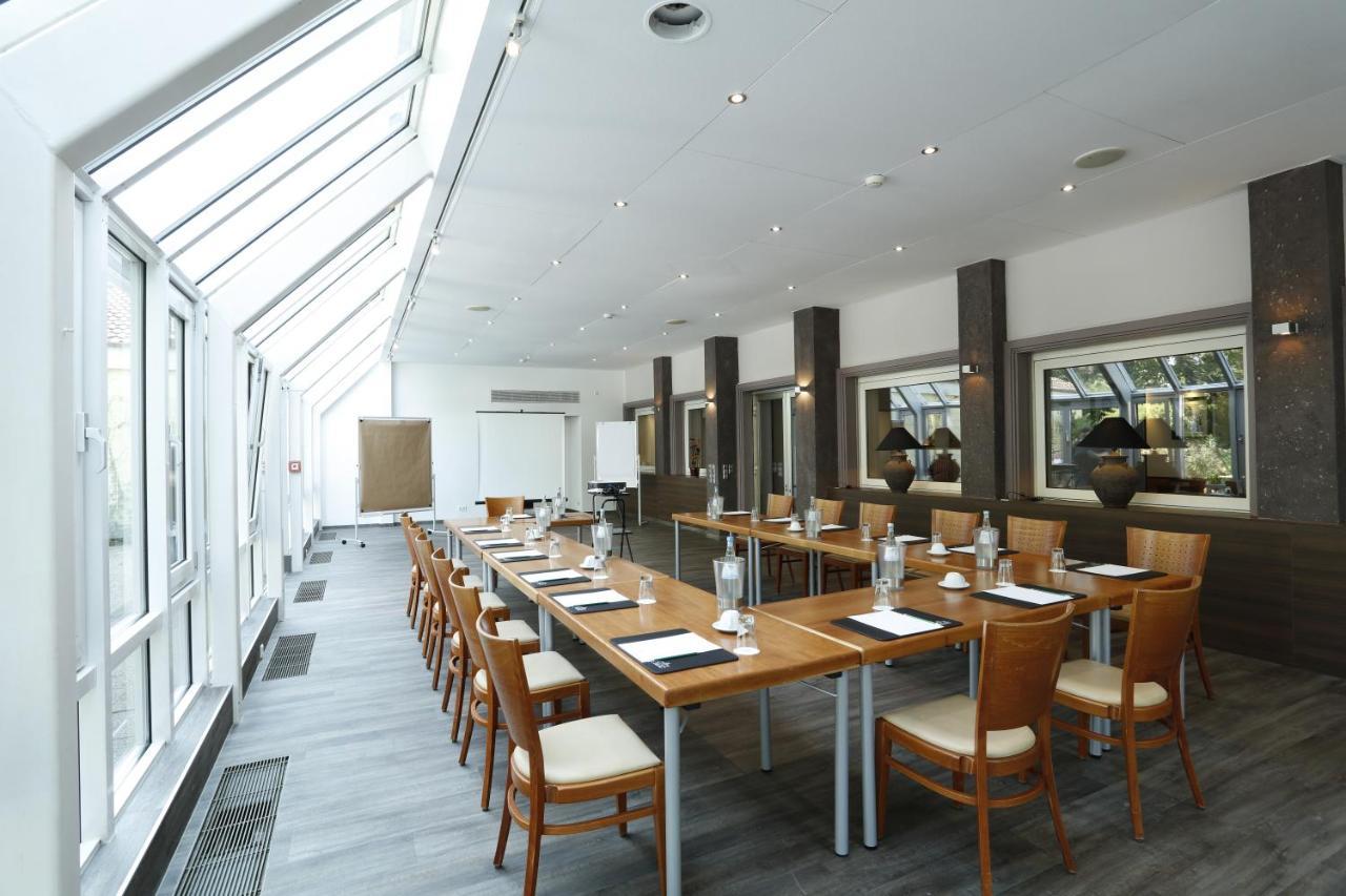 Arthotel Ana Eden คาร์ลสรูเฮอ ภายนอก รูปภาพ