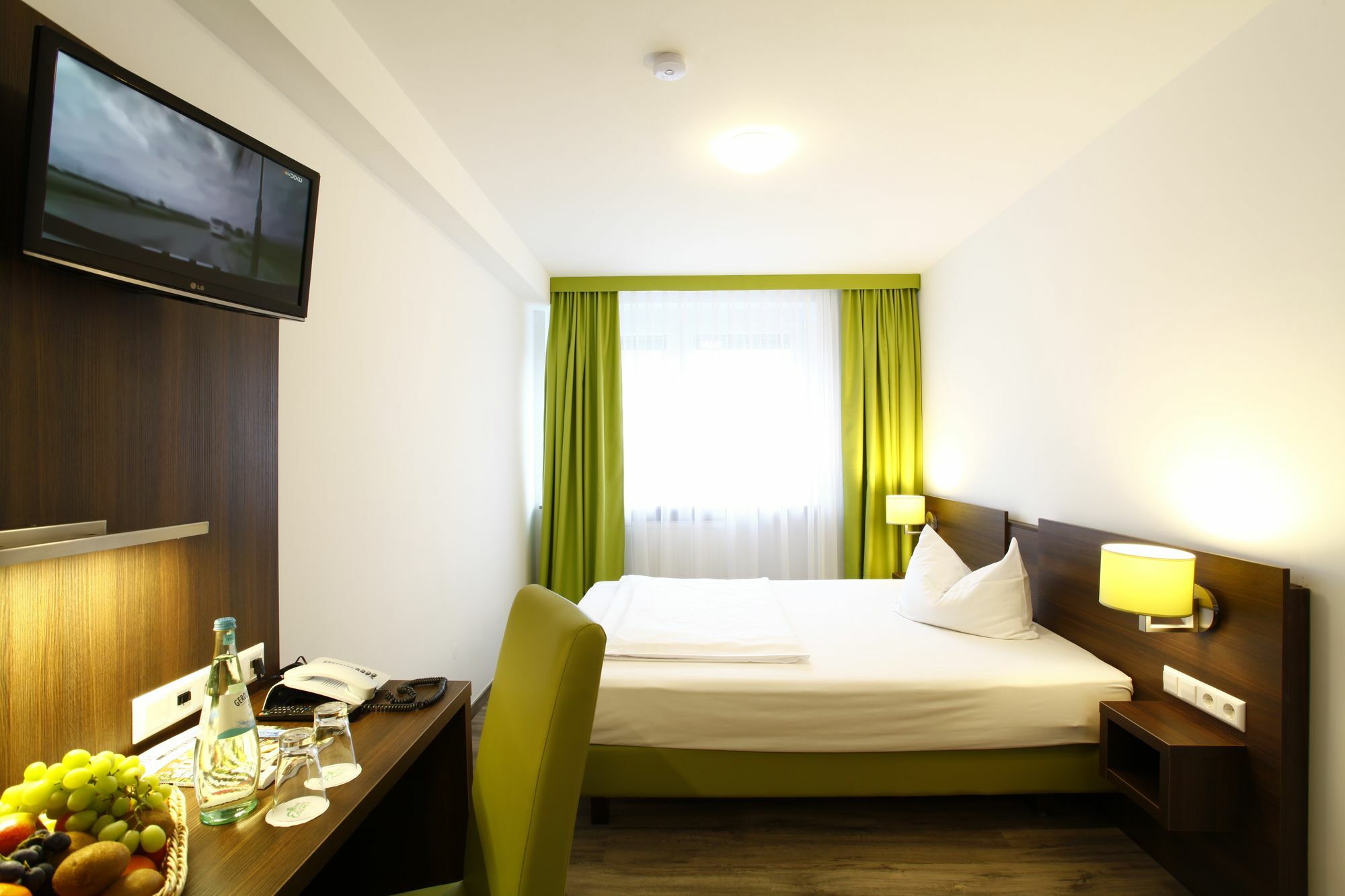 Arthotel Ana Eden คาร์ลสรูเฮอ ภายนอก รูปภาพ